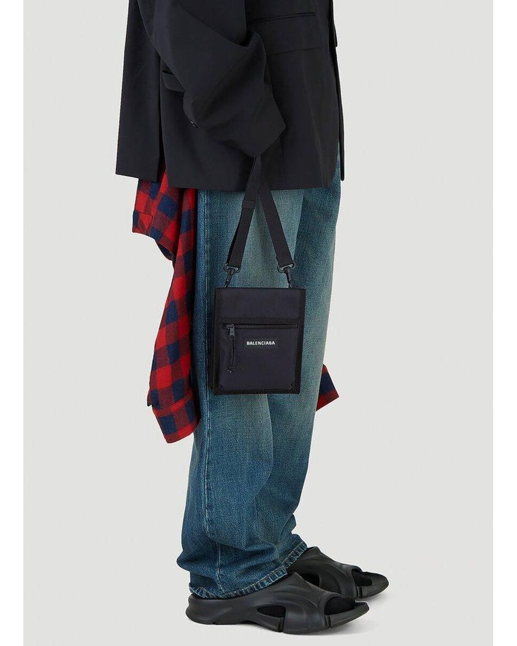 Pouch shop bag balenciaga