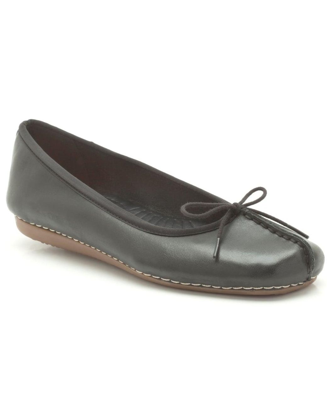 clarks flat black womens shoes