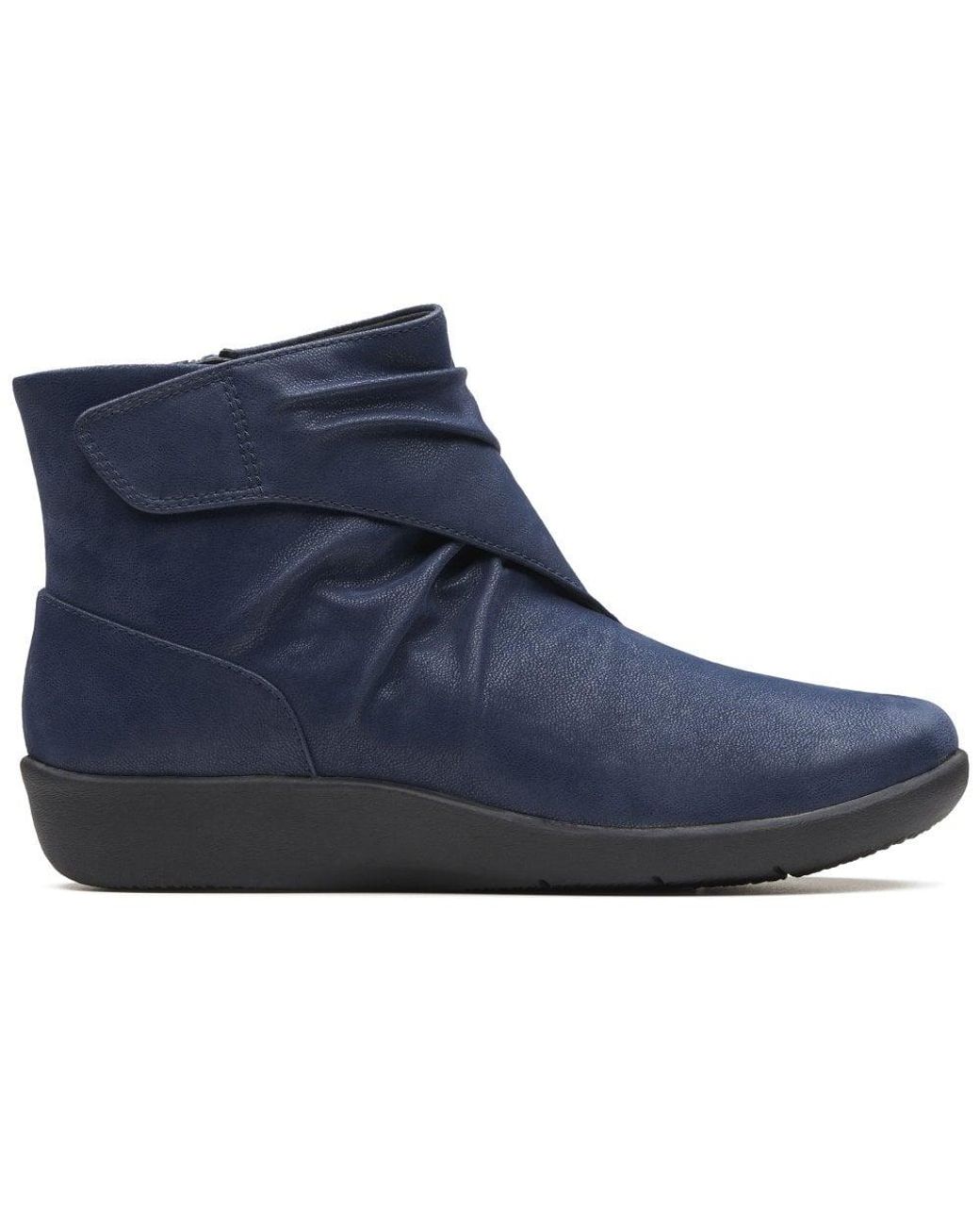 clarks sillian tana ankle boot wide fit