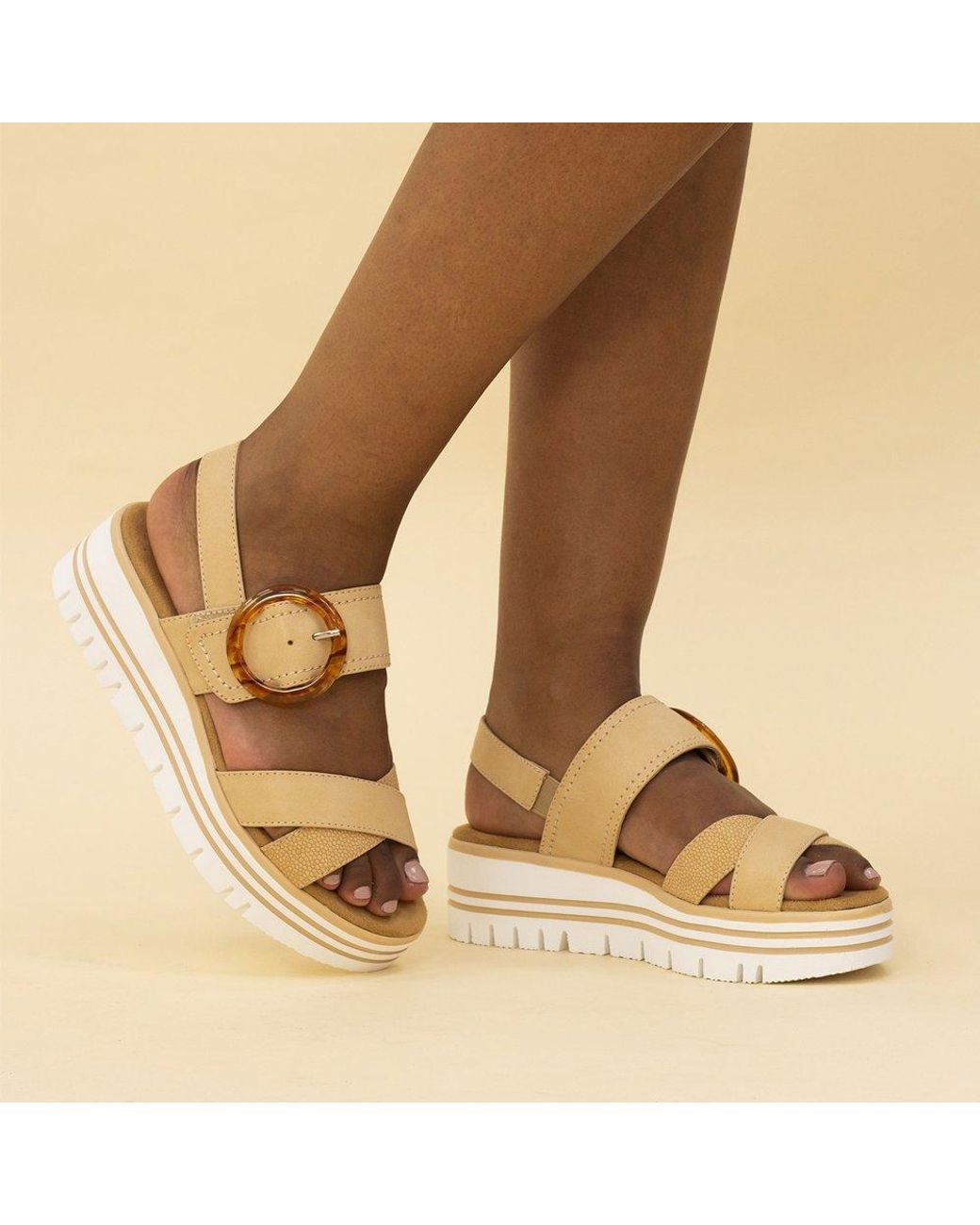 Lunar (GRS) Metallic Elise Sandals