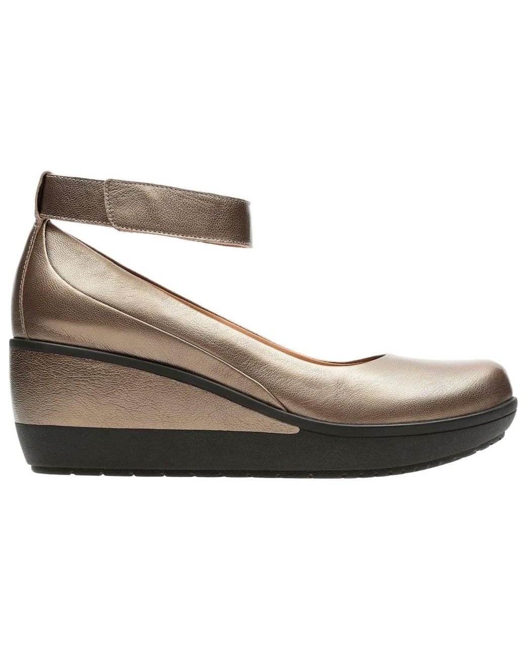 Clarks Wynnmere Fox Womens Wedge Shoe | Lyst Canada