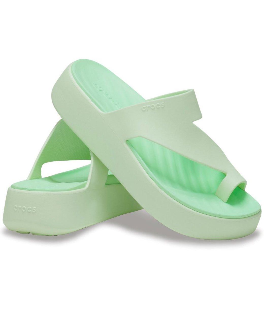 CROCSTM Green Getaway Platform Toe Loop Sandals