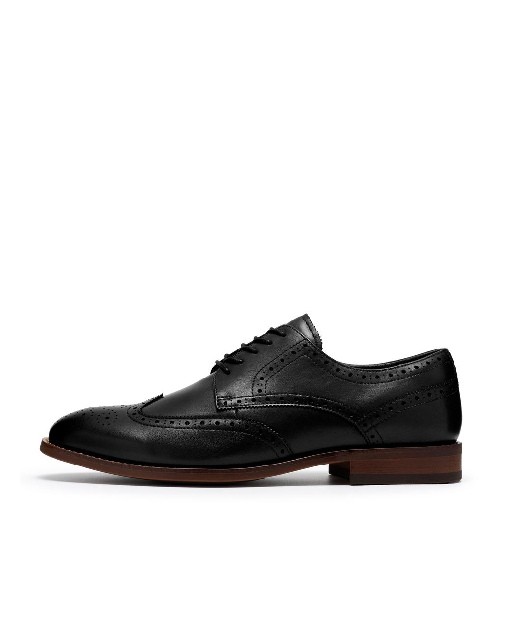 Clarks Black Bowburn Tip for men