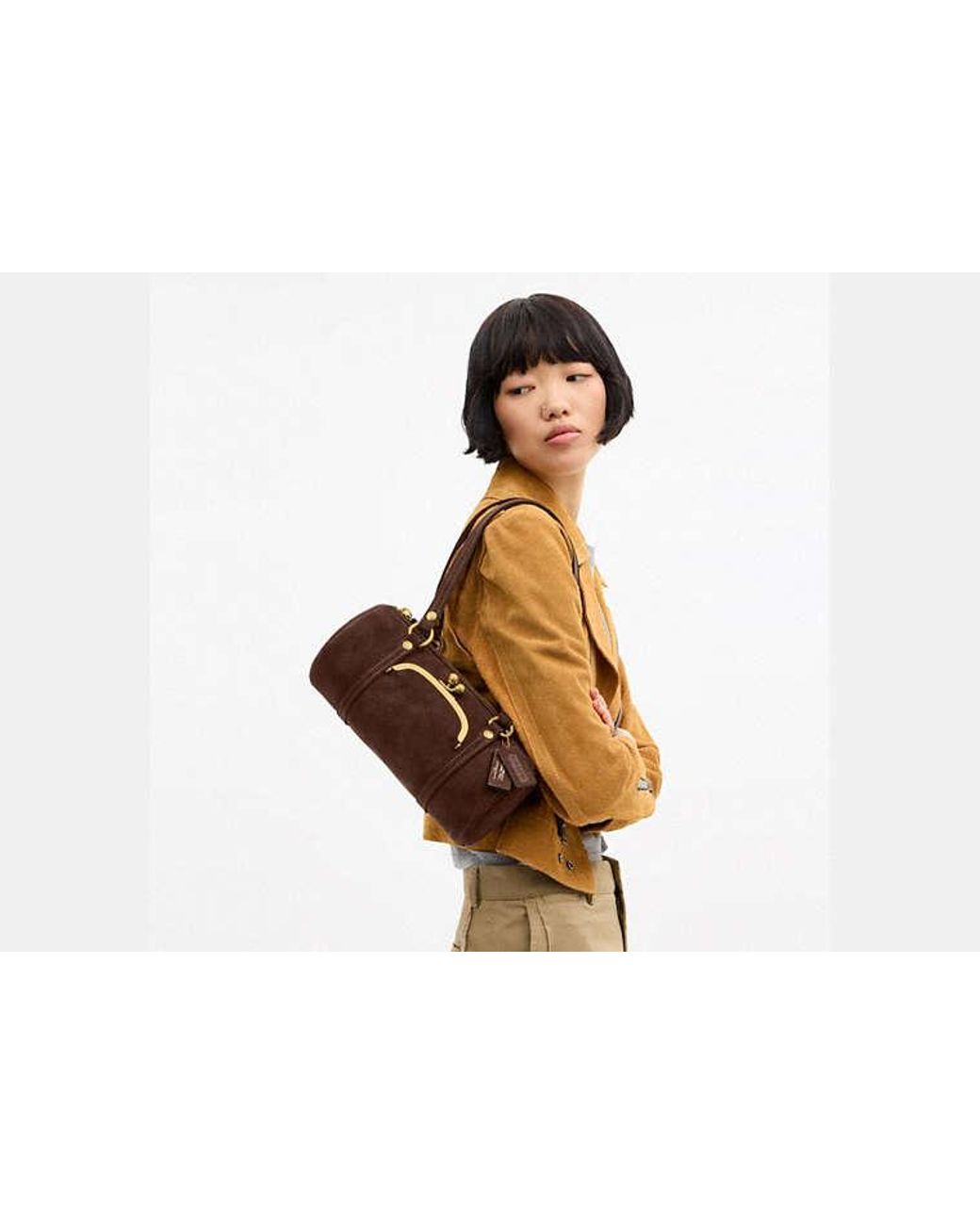 COACH Black Kisslock Barrel Bag 28