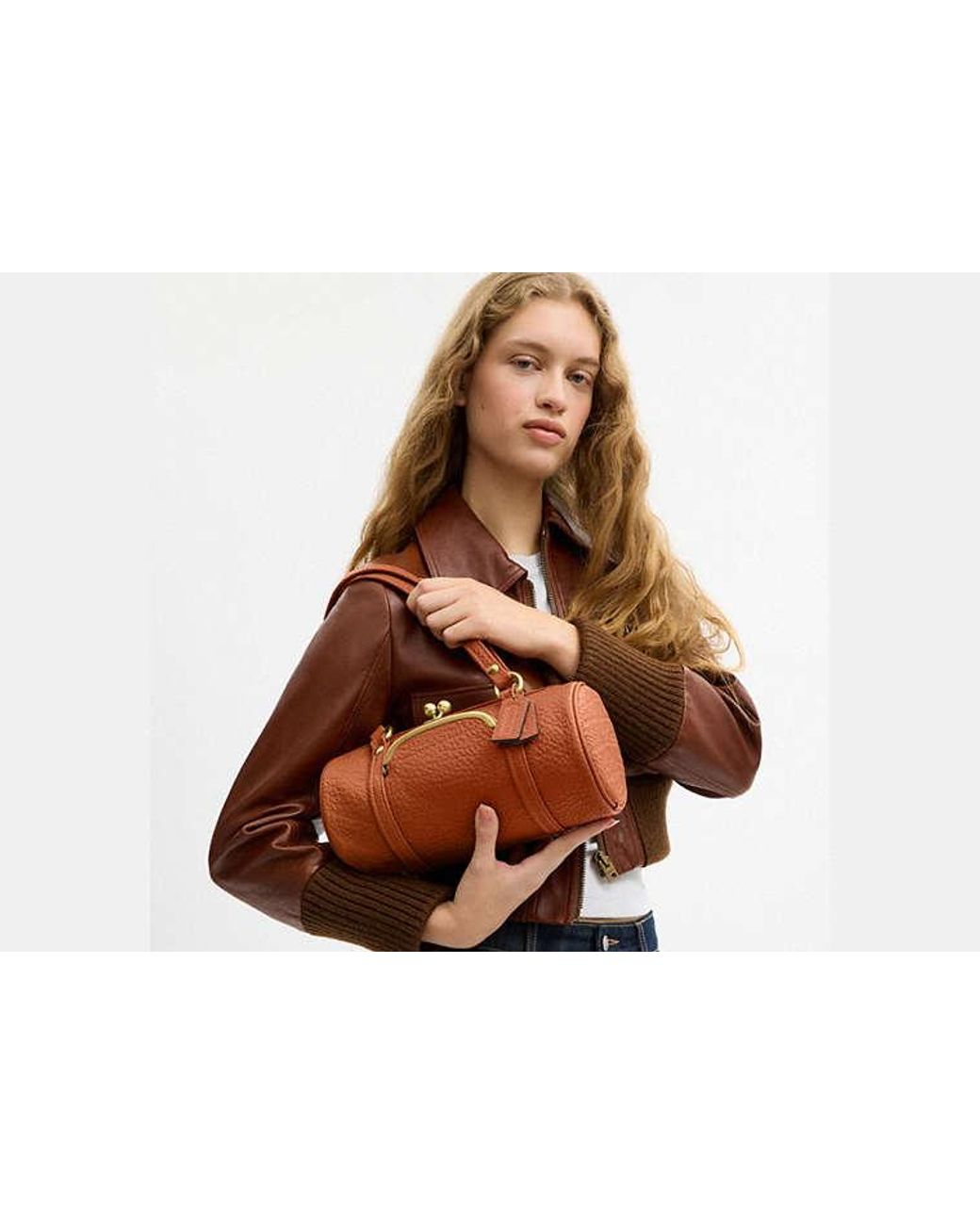 COACH Black Kisslock Barrel Bag 28