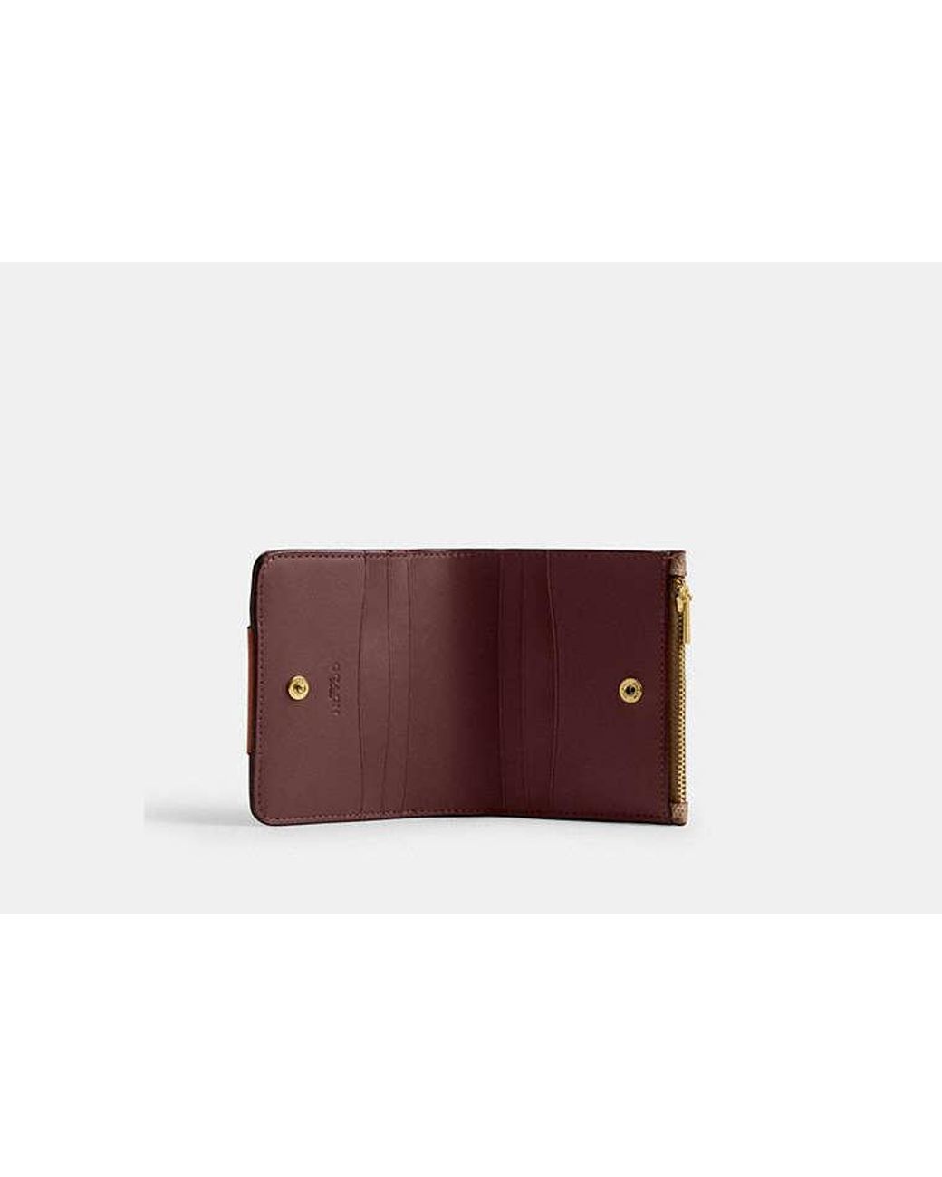 COACH White Essential Slim Billfold Wallet