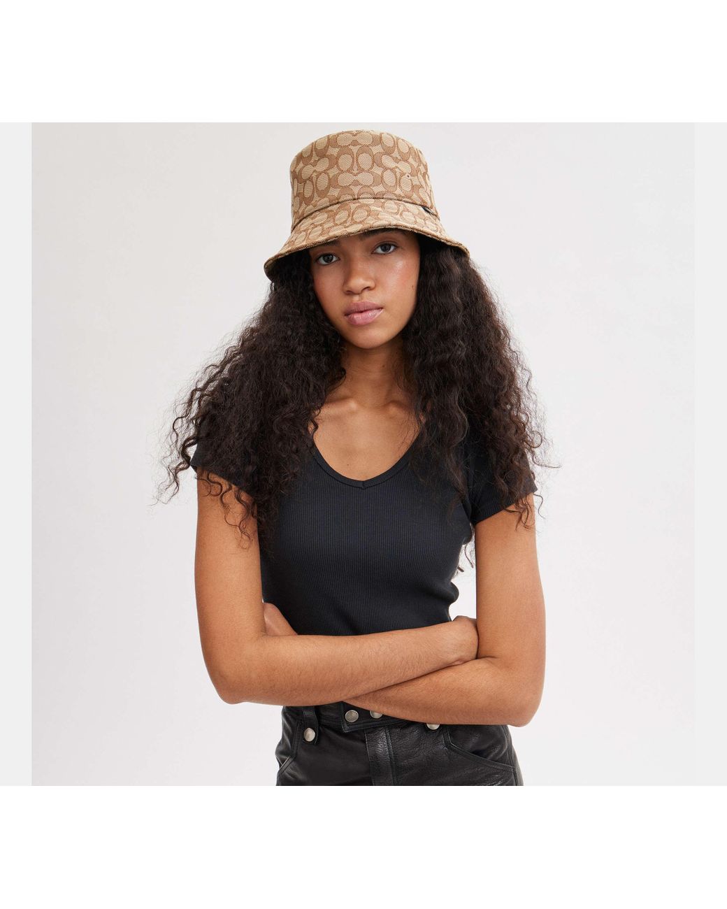 Cappello A Secchiello di COACH in Brown