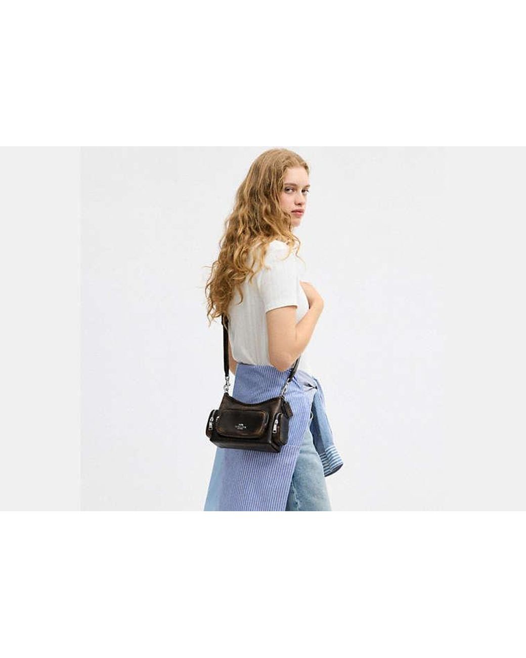COACH Black Laurel Shoulder Bag 22 With Pockets