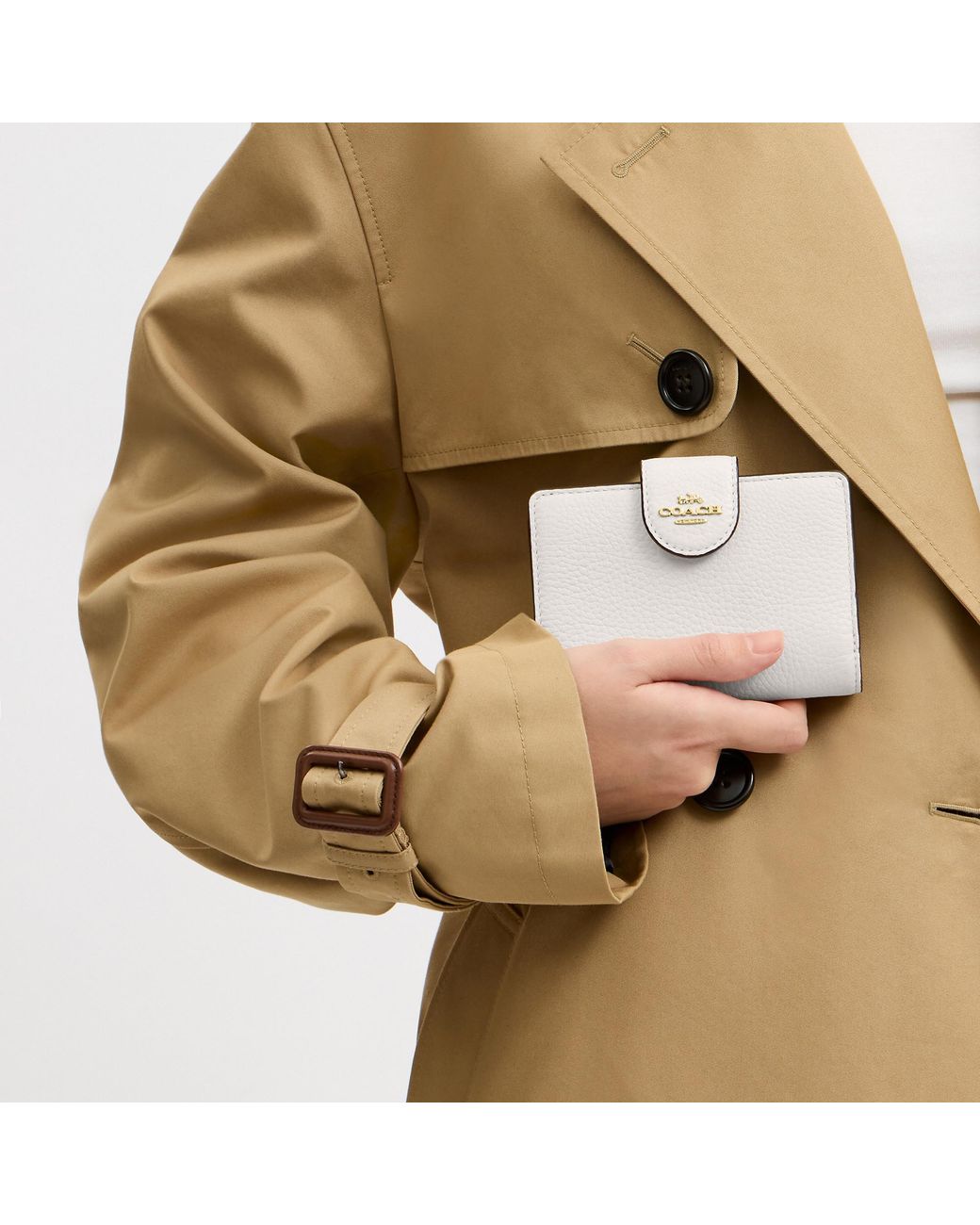 COACH White Medium Corner Zip Wallet