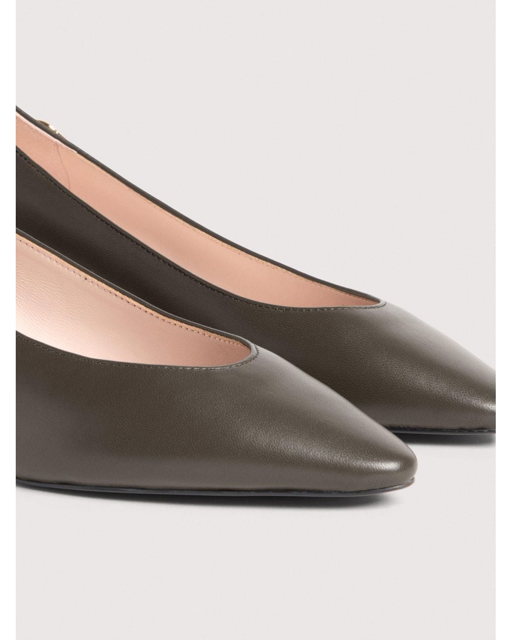 Coccinelle White Smooth Leather Pumps C-Look