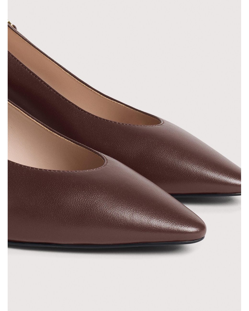 Coccinelle Brown Smooth Leather Pumps C-Look