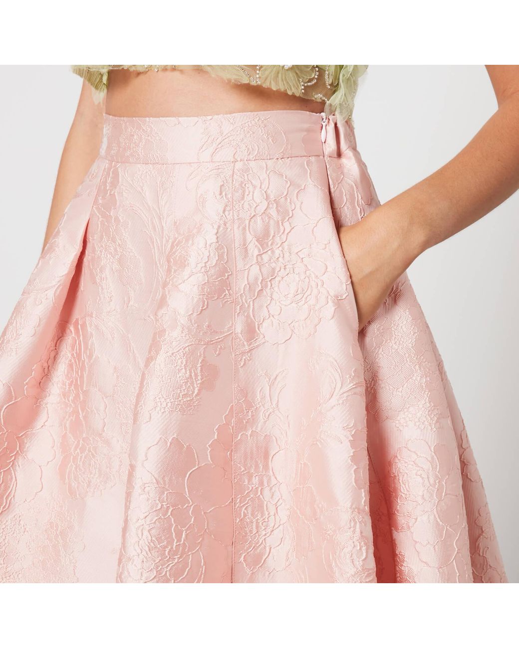Pink skirt top dream meaning