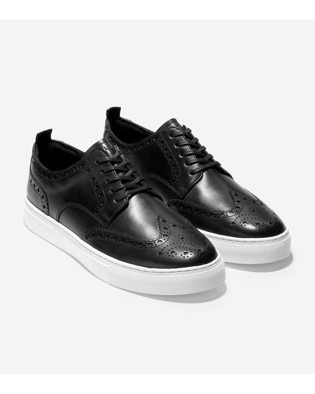 Cole Haan Men display picture 1