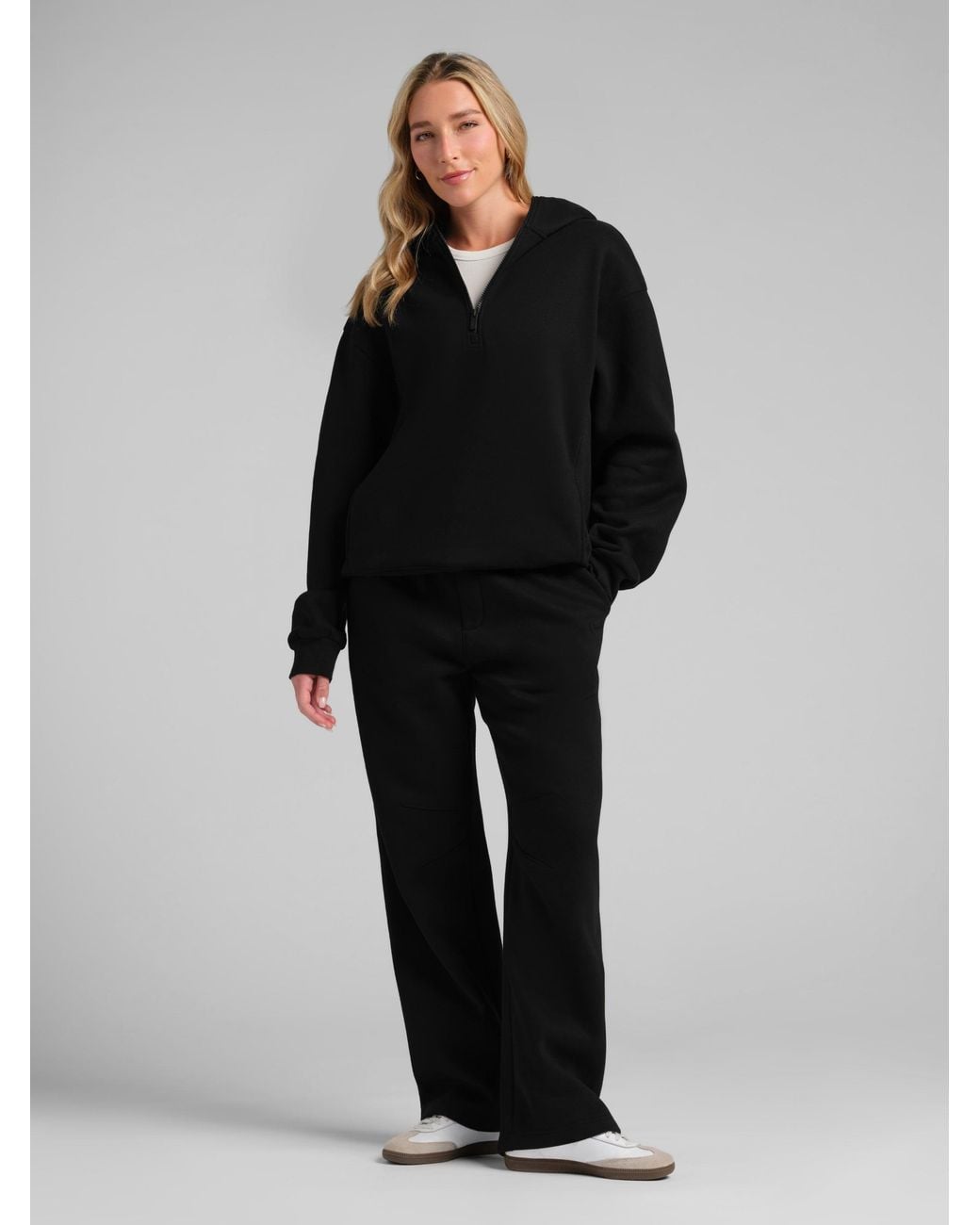 Comfrt Black Basic Half Zip Hoodie – Mega