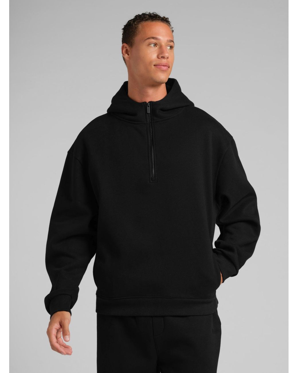 Comfrt Black Basic Half Zip Hoodie – Mega