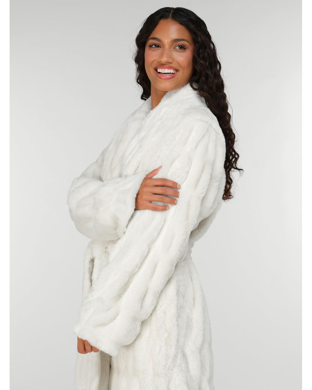 Comfrt White Dreamer Robe