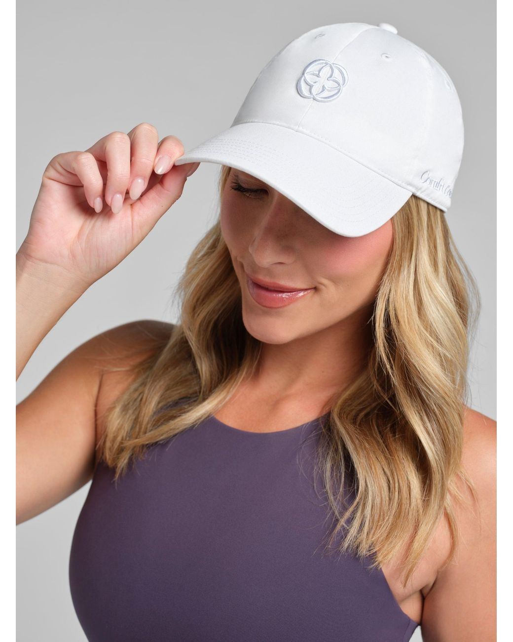 Comfrt White Icon Cap