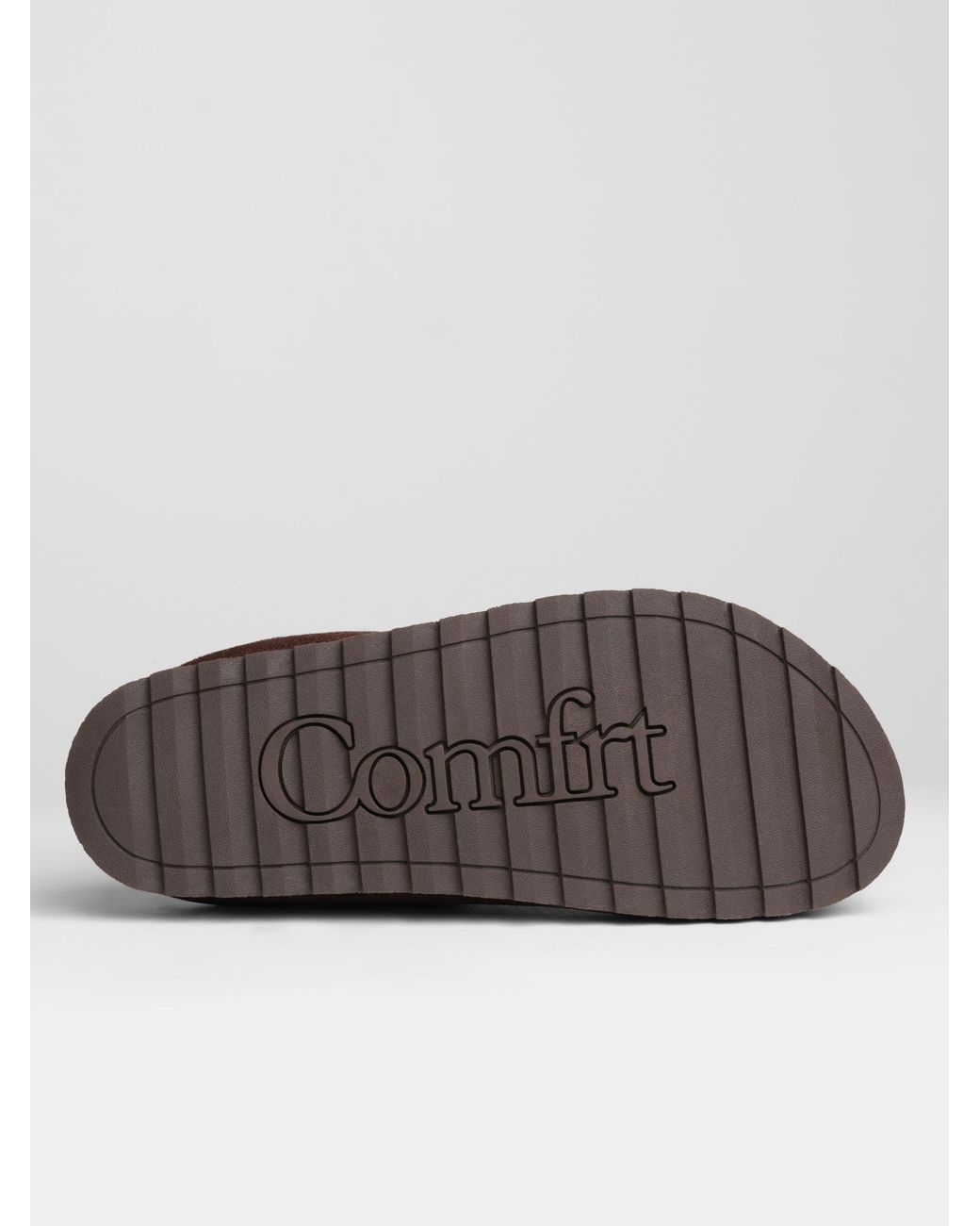 Comfrt White Weekend Slipper