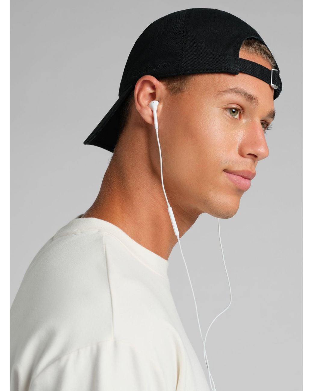 Comfrt Black Icon Cap