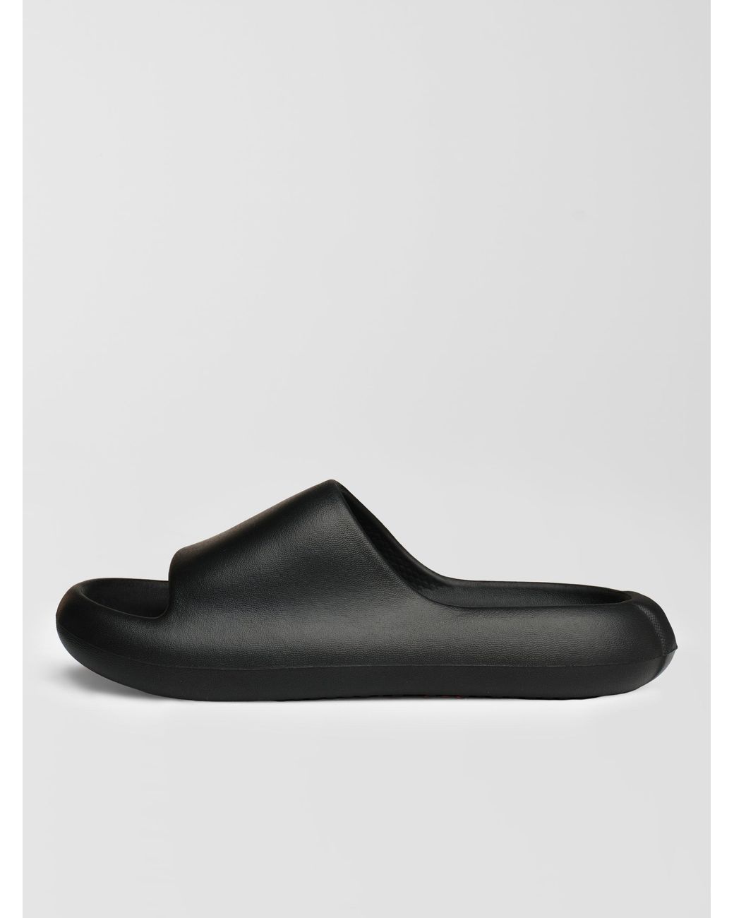 Comfrt Black Marshmallow Slides