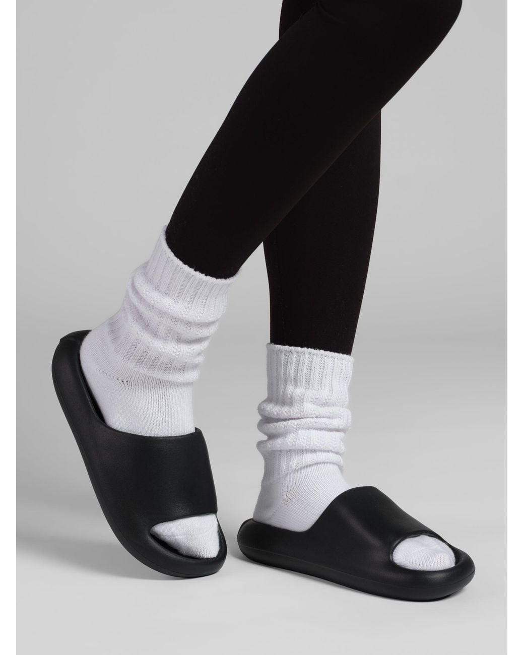 Comfrt Black Marshmallow Slides