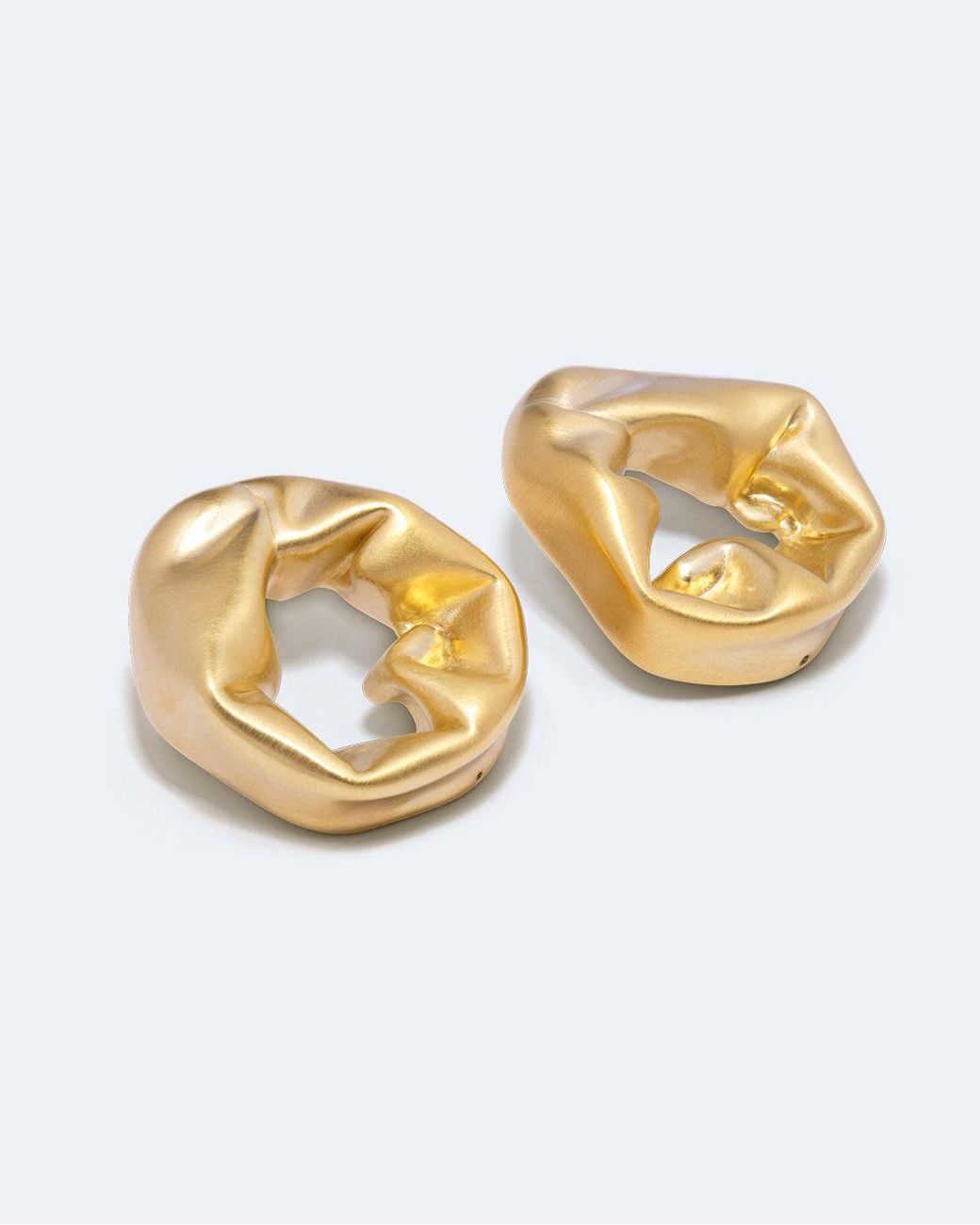 COMPLETEDWORKS Metallic Scrunch