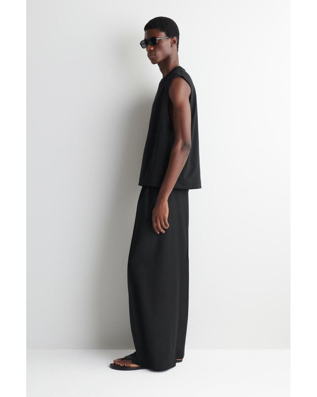 COS Black Relaxed Cotton-crepe Vest for men
