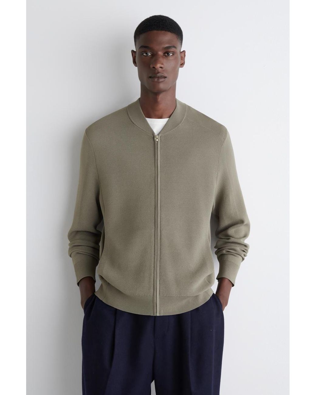 cos-grey-Strukturierte-