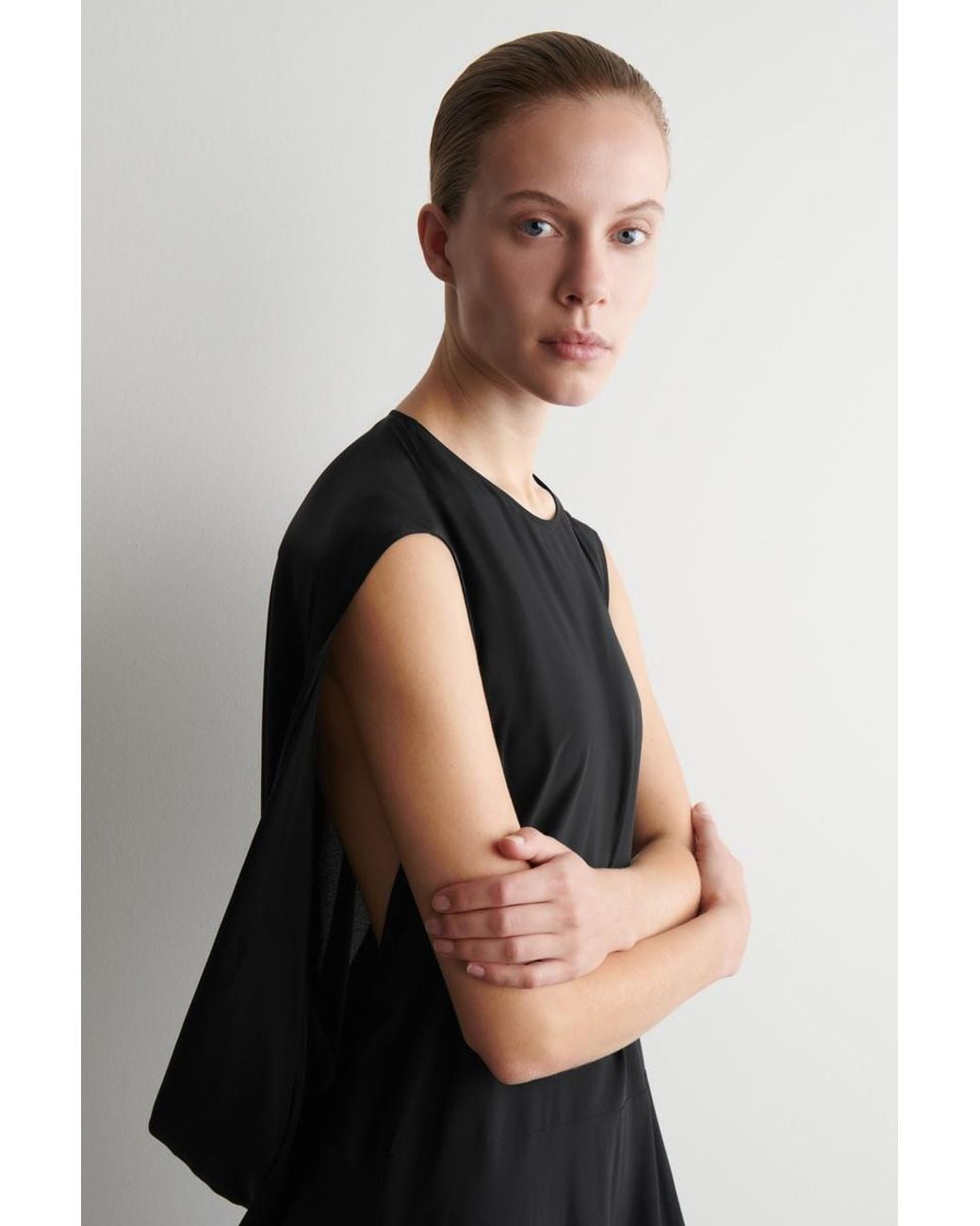 open lace back dress Jadie Open Back Maxi Dress in Black main image 0