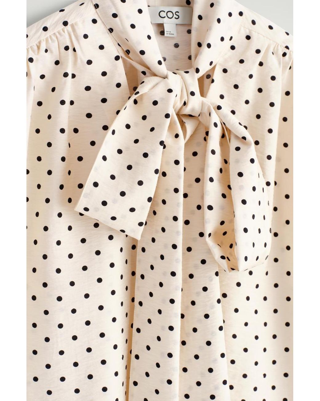 Camicia A Pois Con Sciarpa di COS in Natural