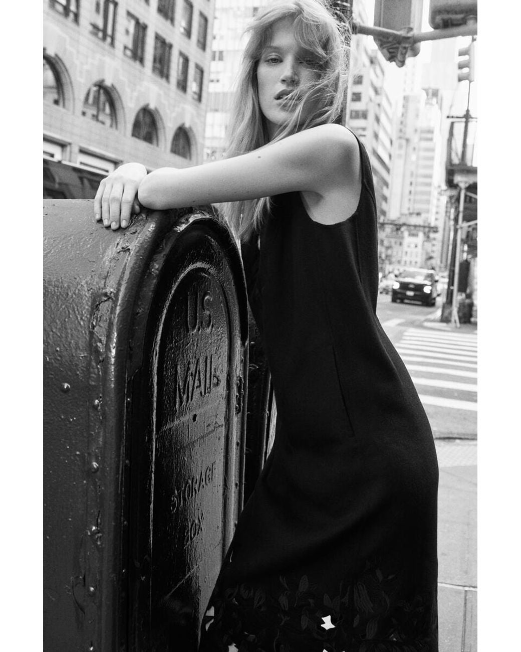 Abito di COS in Black