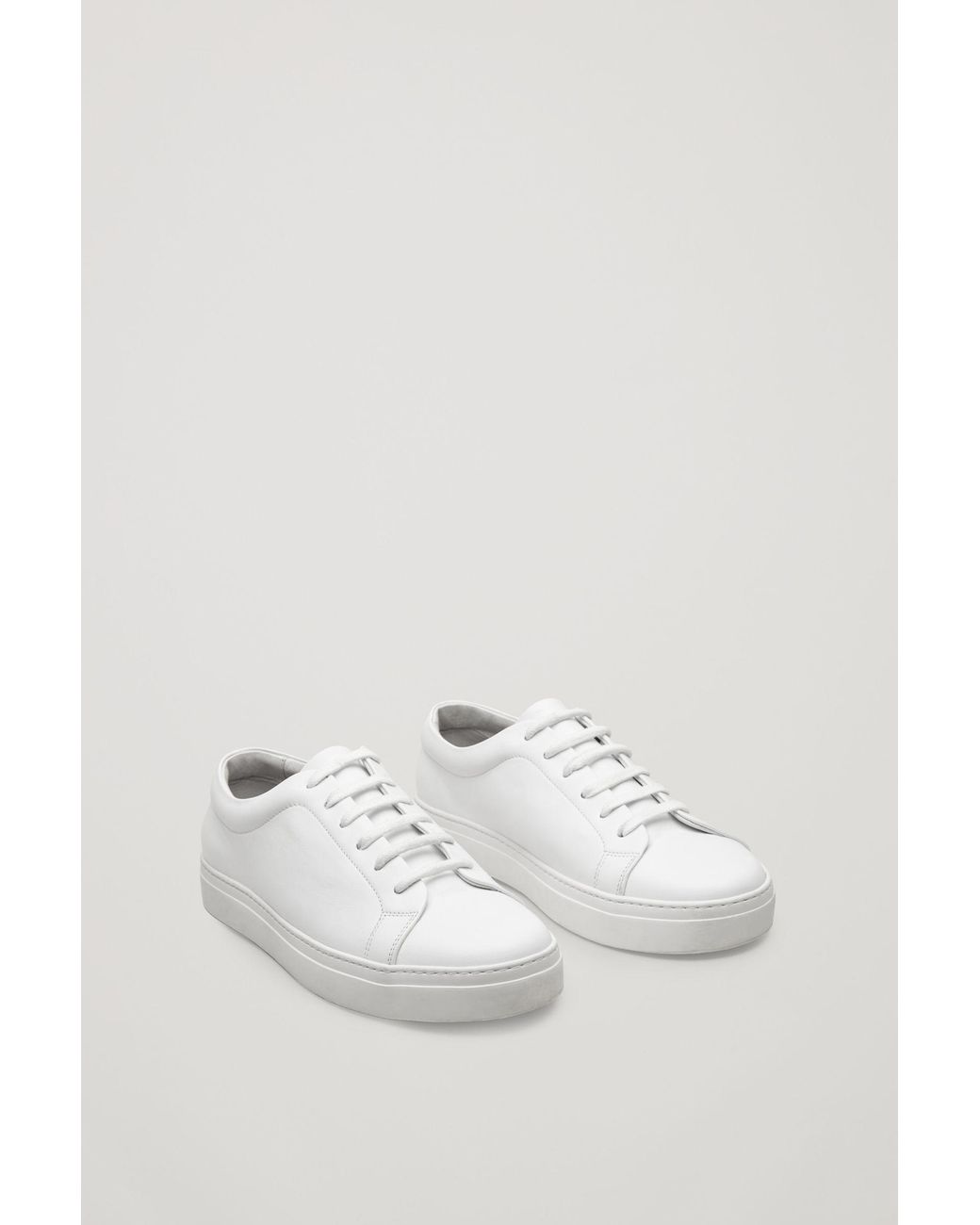 anspændt suffix Mesterskab COS Lace-Up Leather Sneakers in White for Men | Lyst