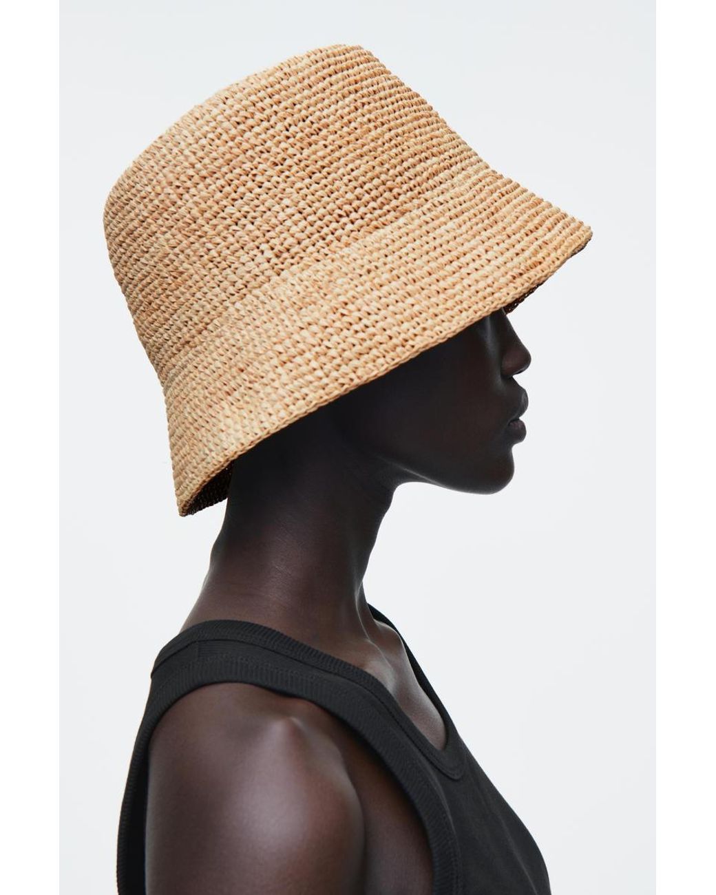 COS Straw Bucket Hat in Natural | Lyst display picture 1