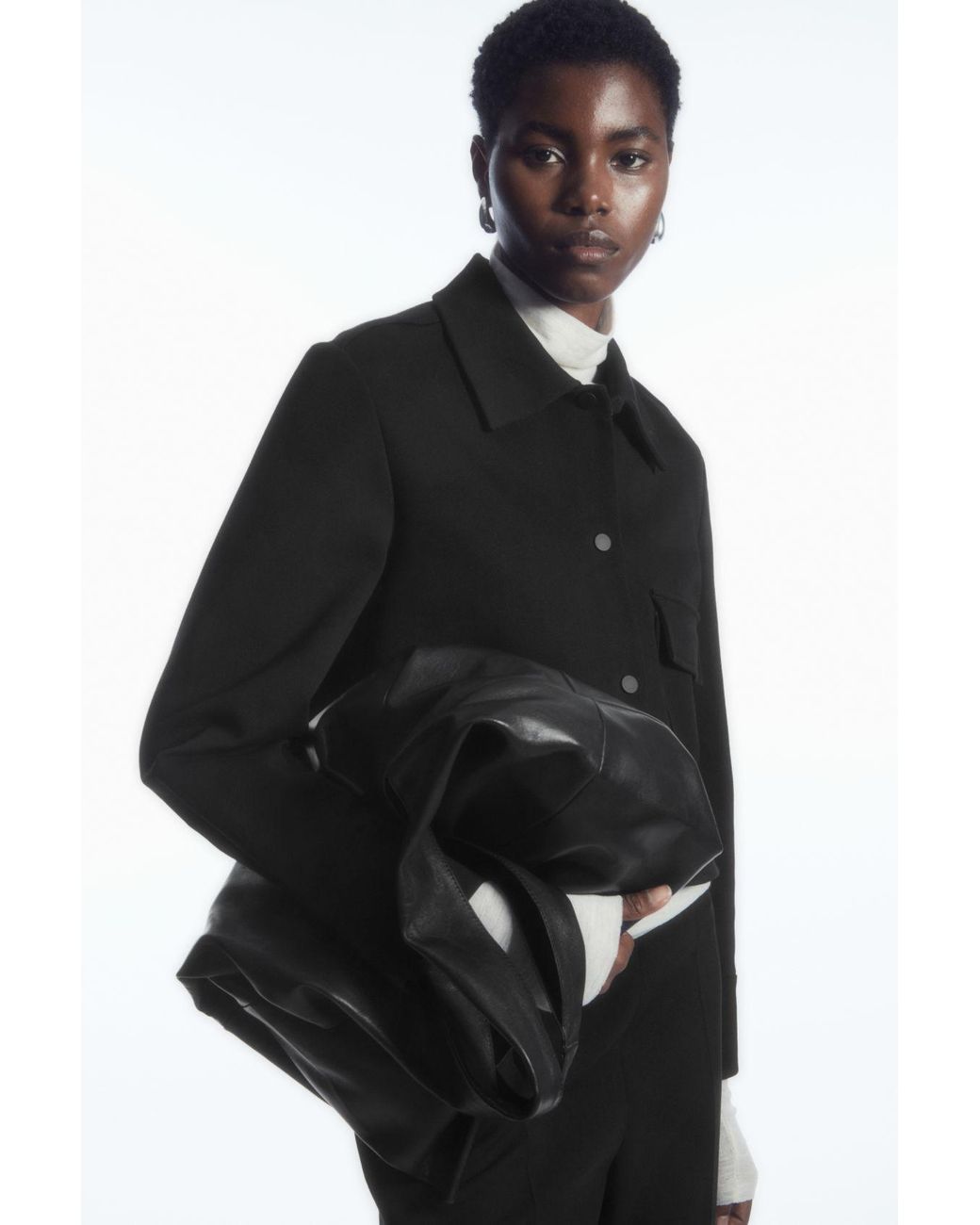 CROPPED TWILL ZIP-UP JACKET - BLACK | COS