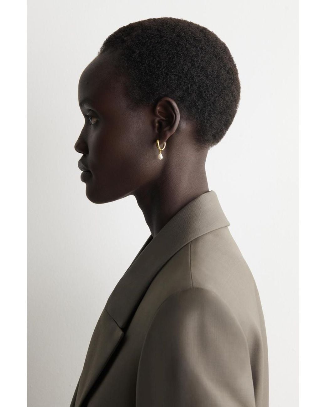 COS Multicolor Mismatched Teardrop Pearl Hoop Earrings