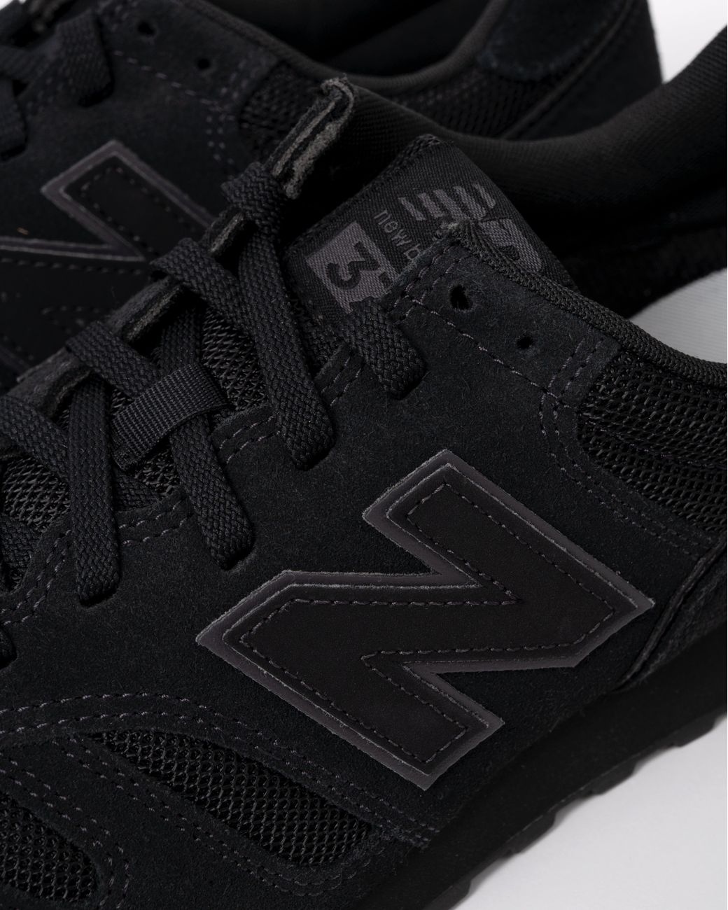 New Balance Black Trainers for men