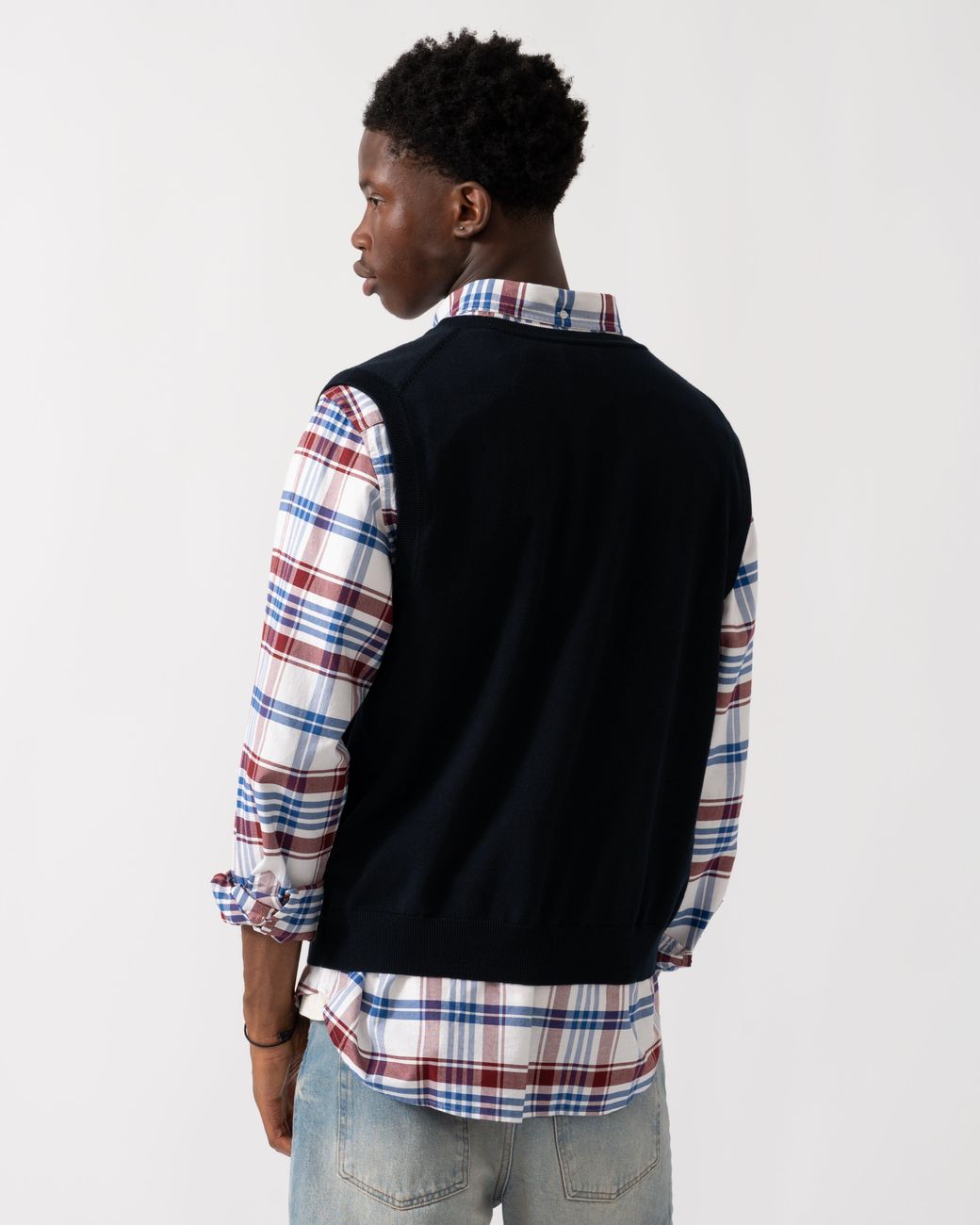 Gant Black Classic Cotton Knit Vest for men