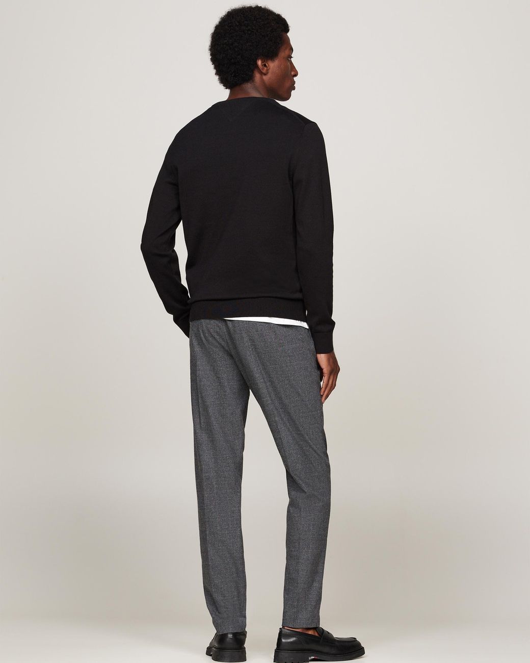 Tommy Hilfiger Black Core Essential Cotton Crew Sweatshirt for men