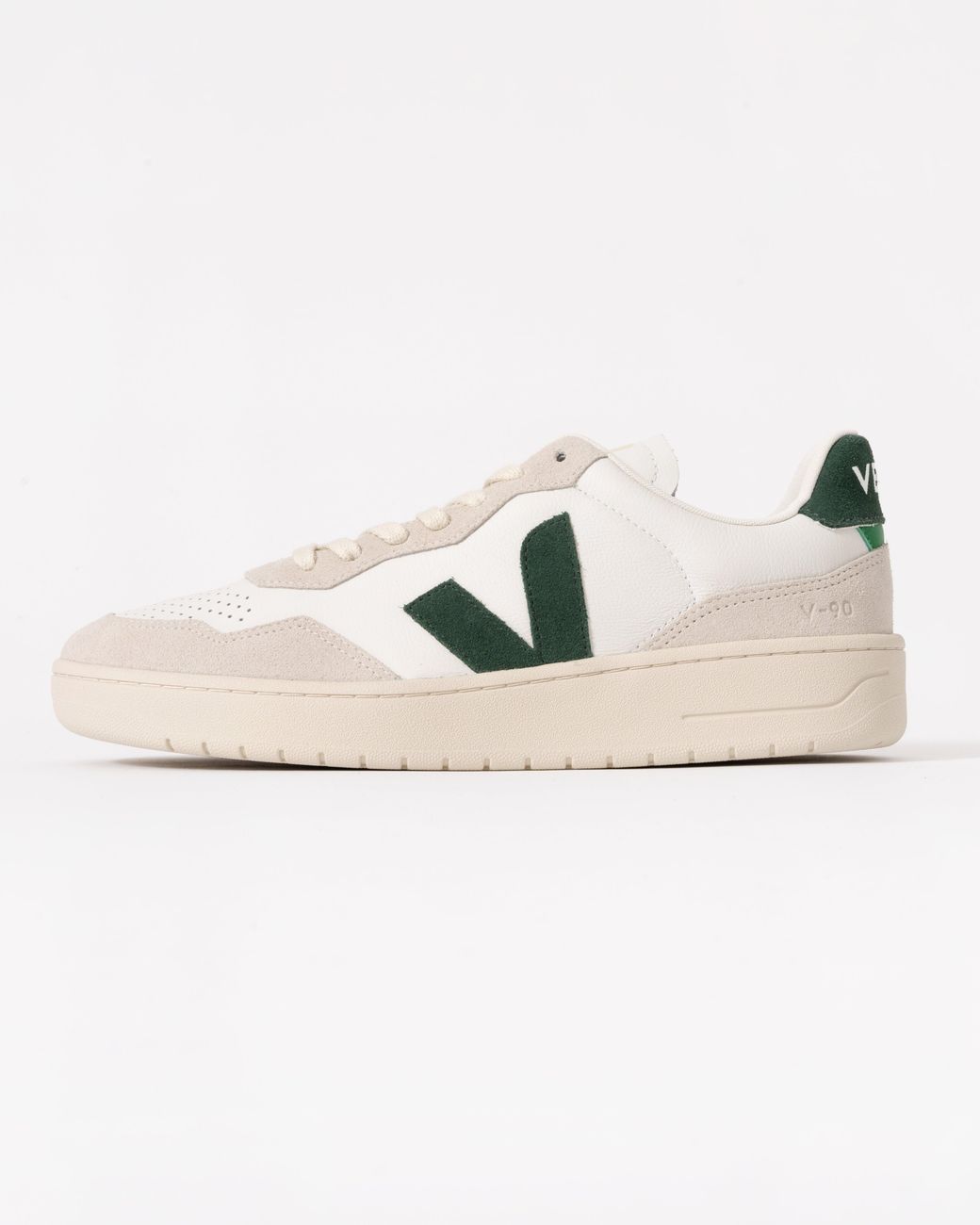 Veja White V-90 Ot Leather Trainers Uk8 Eu42 for men