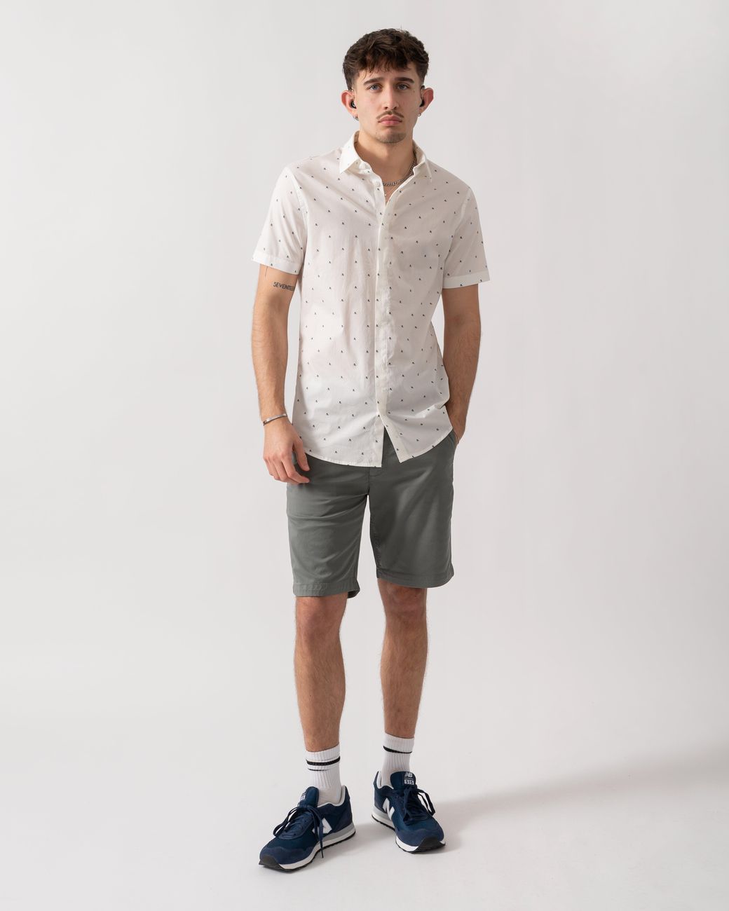 ARMANI EXCHANGE White Short Sleeve Shirt With Geometric Pattern for men