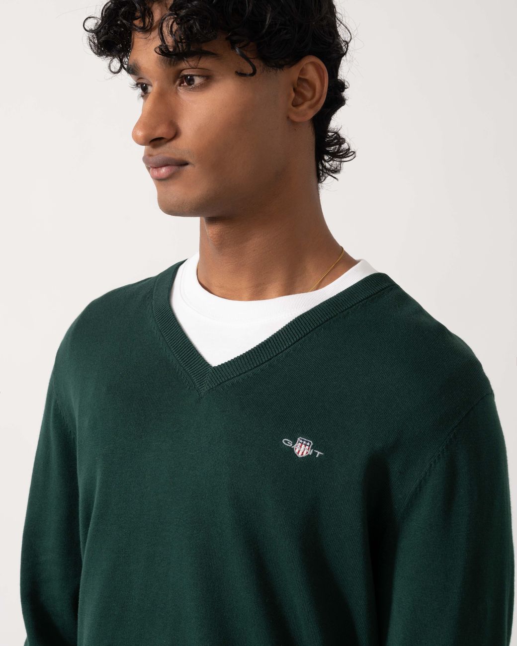 Gant Green Classic Cotton Shield Logo V-Neck Jumper for men