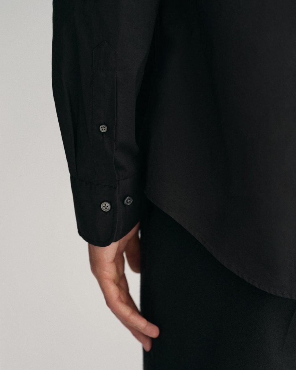 Gant Black Regular Fit Long Sleeve Poplin Shirt for men