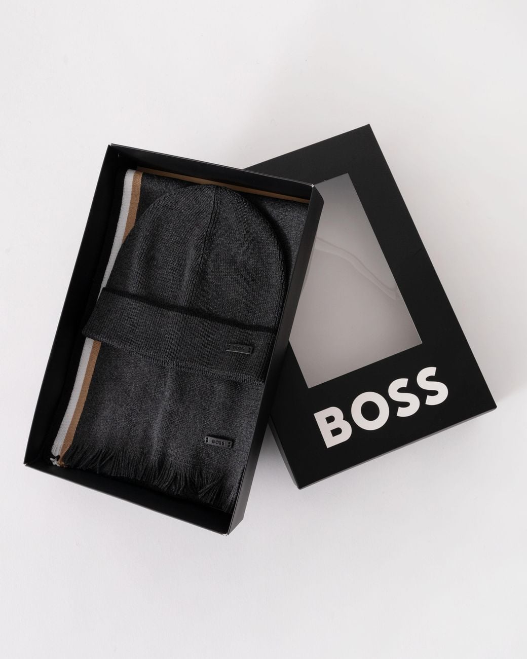 Boss Black Henzo Hat & Scarf Gift Set for men