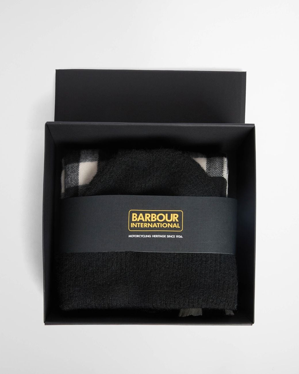 Barbour Black Kemora Beanie & Scarf Gift Set