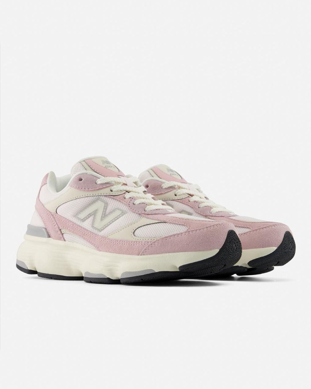 New Balance Natural 603 Trainers