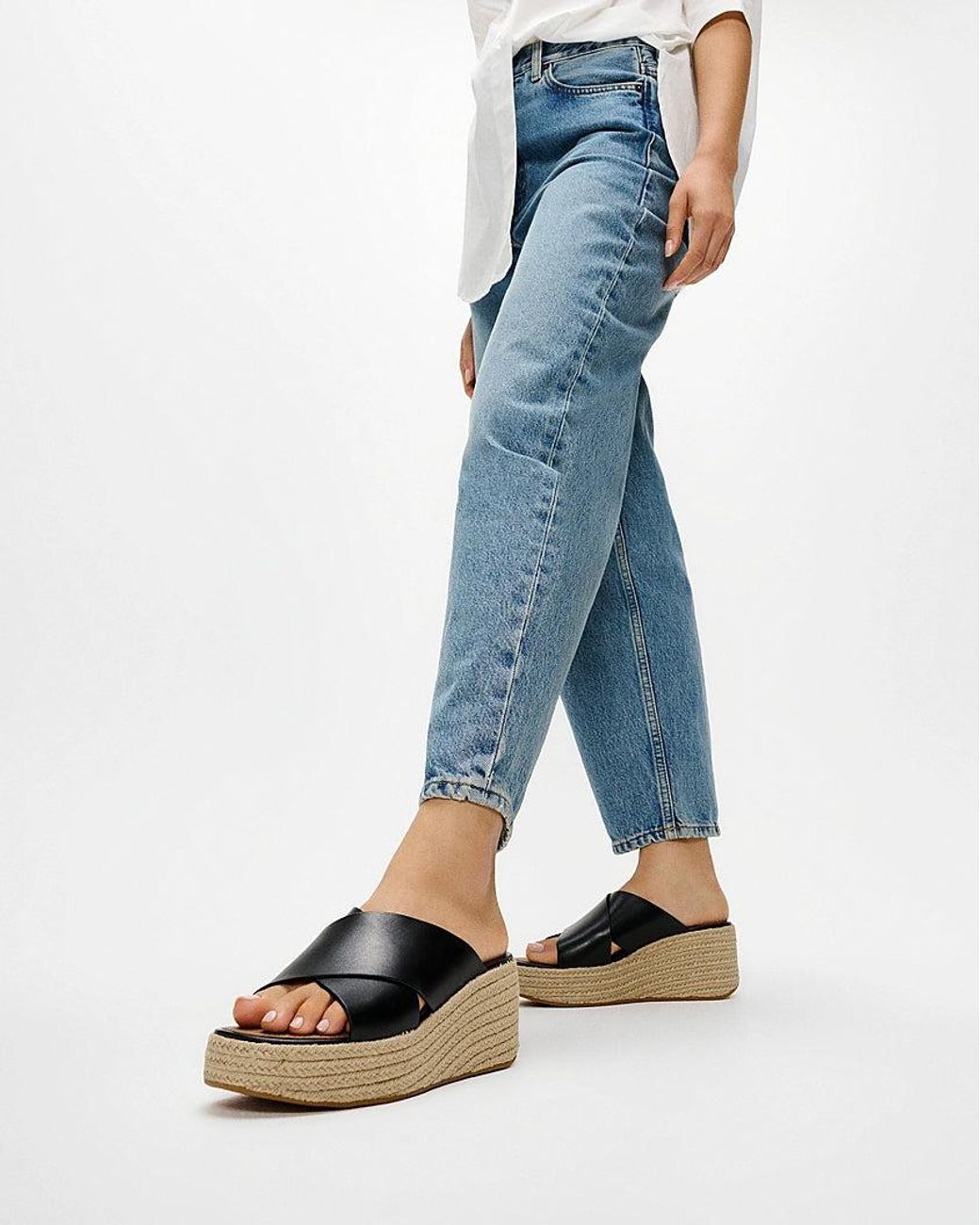 Fitflop Black Platfforms Espadrille Leather Wedge Cross Slides