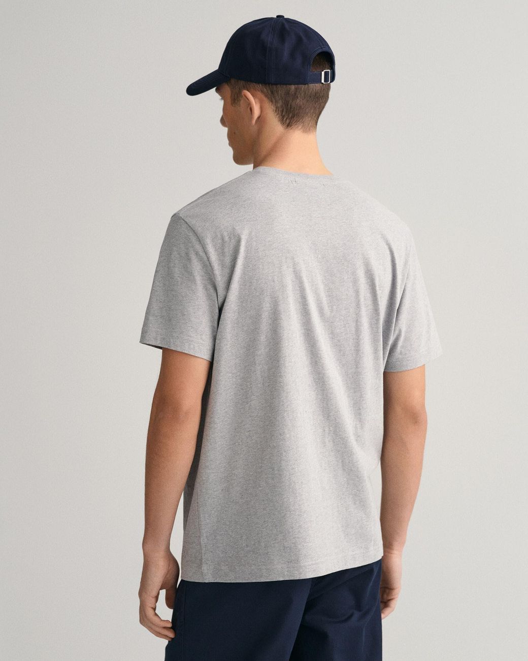 Gant Gray Archive Hied Reguar Fit Hort Eeve T-hirt for men