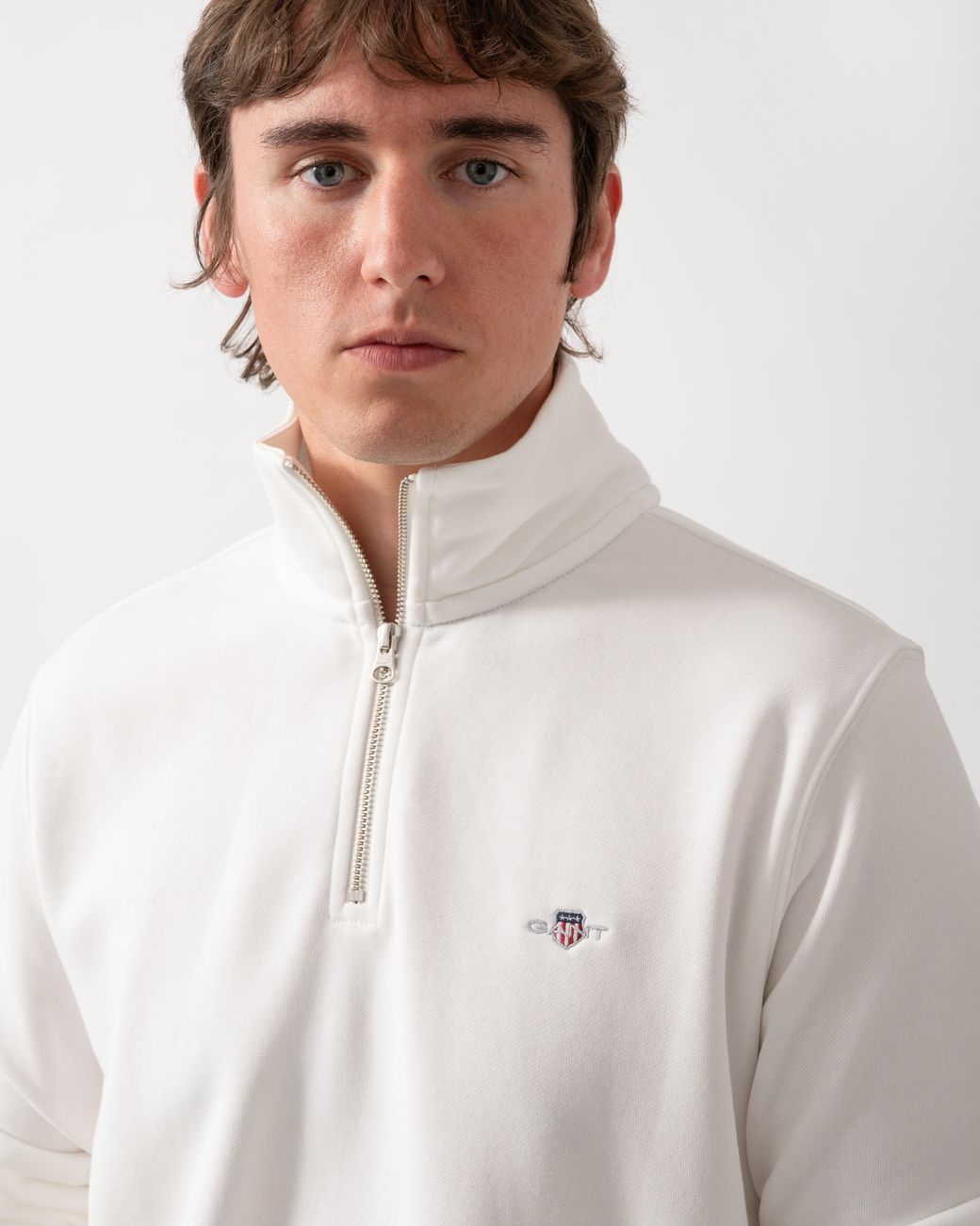 Gant White Regular Fit Shield Logo Half Zip Sweatshirt for men
