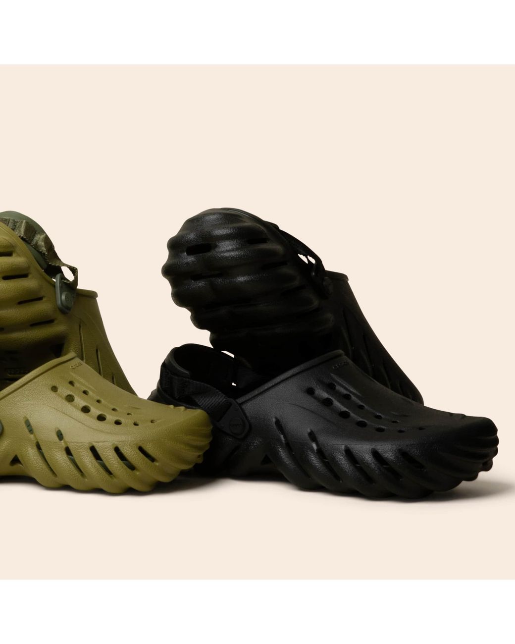 CROCSTM Black Echo Clog