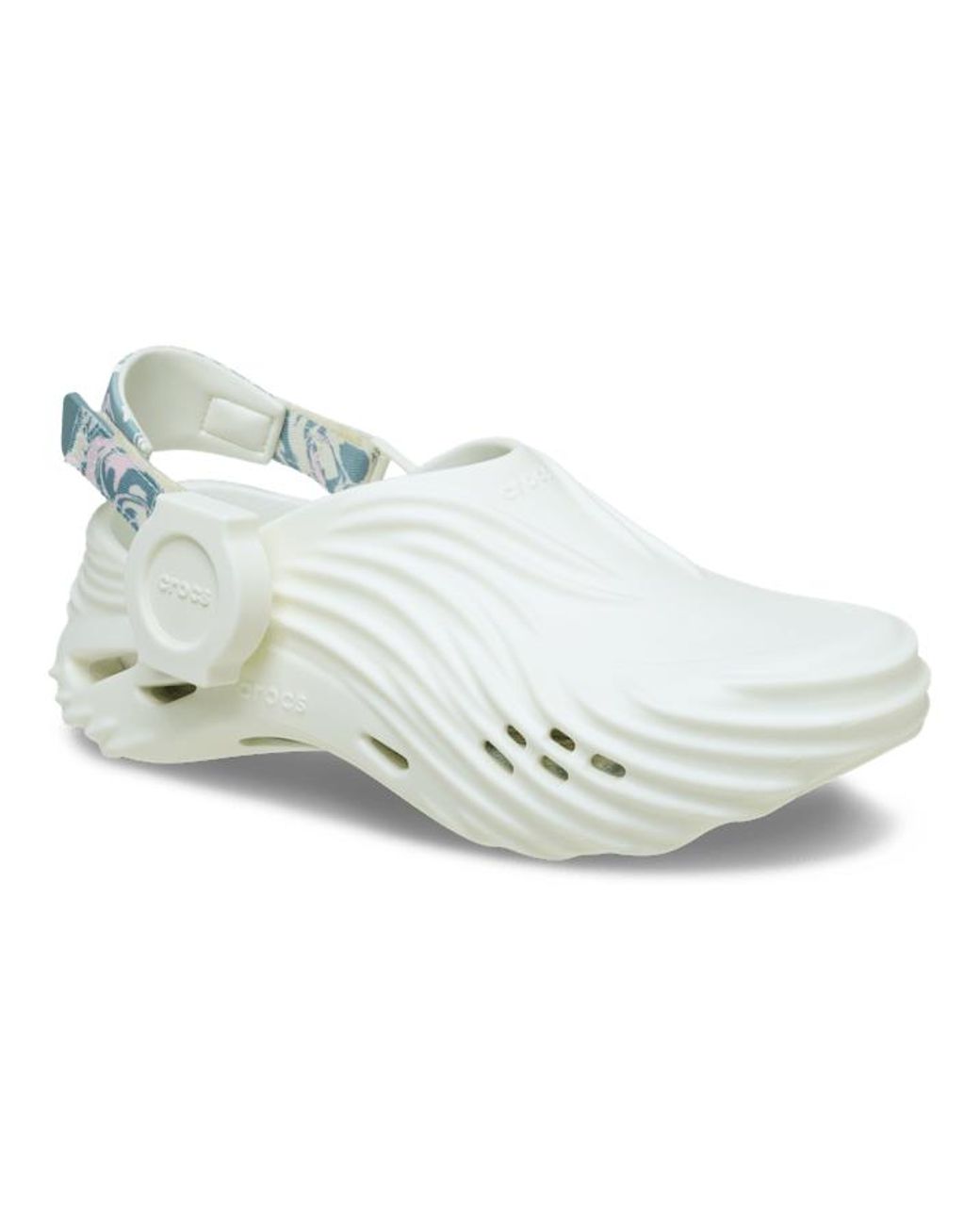 CROCSTM Black | unisex | g-shock echo wave bundle | clogs | | 39